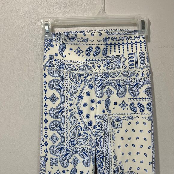 Z Supply Active Bandana 7/8 Leggings Size S Blue Off White Print Yoga Athleisure - Picture 9 of 9
